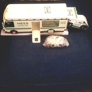 HESS VAN (1999) with Motorcycle & Dune Buggy ( NWT)